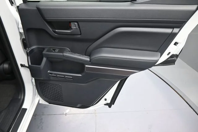 Used 2026  Toyota SR5 image 15