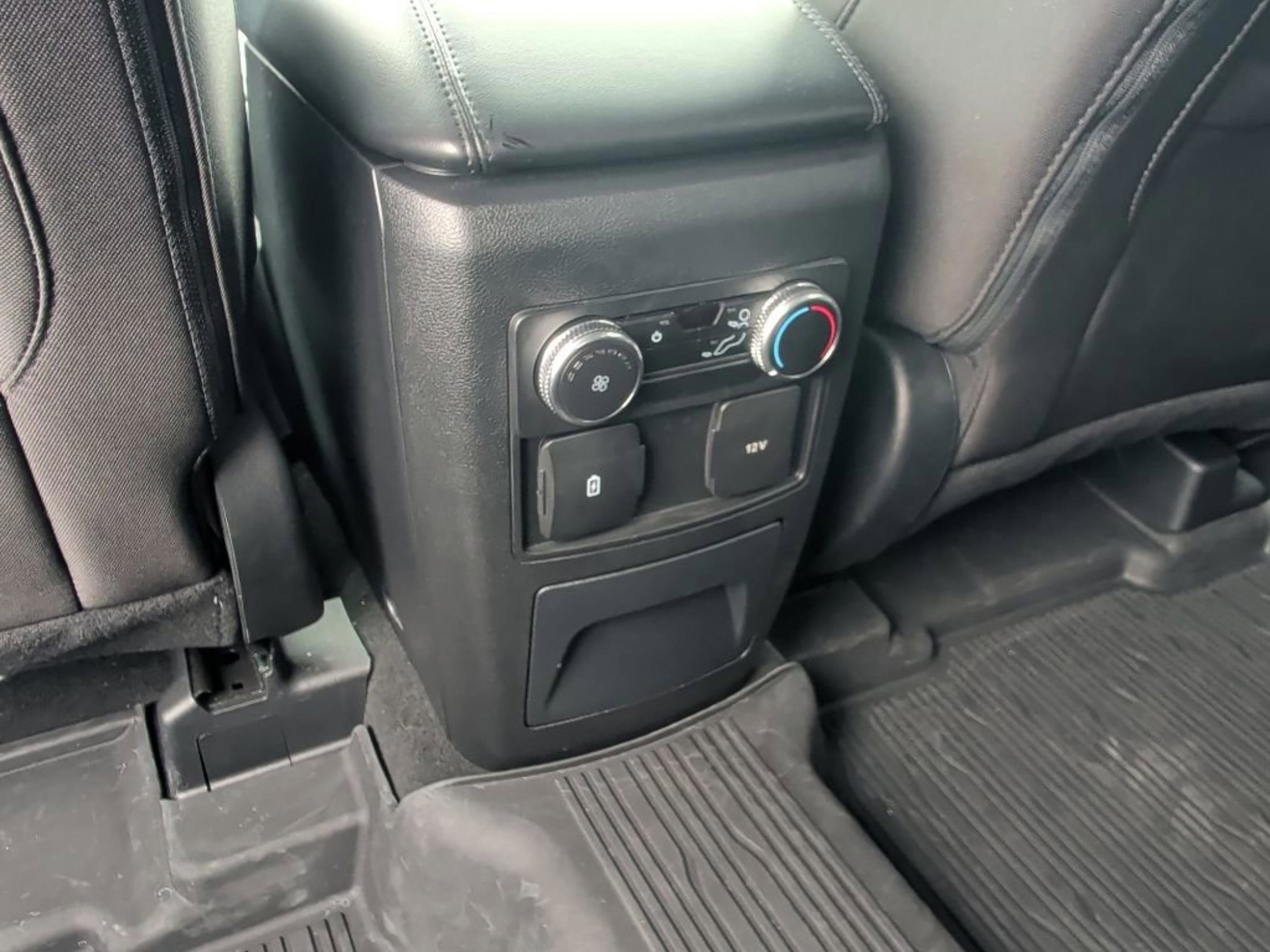 Used 2023 Gray Metallic Ford XLT image 26