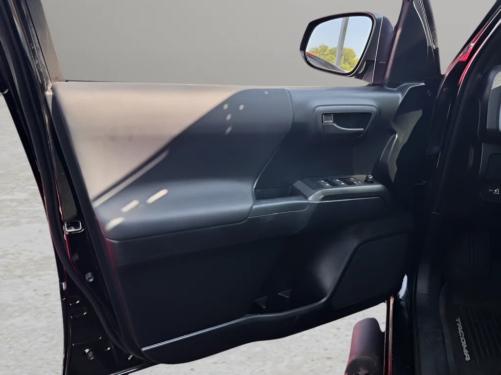 Used 2020 Black Toyota TRD Off-Road image 17