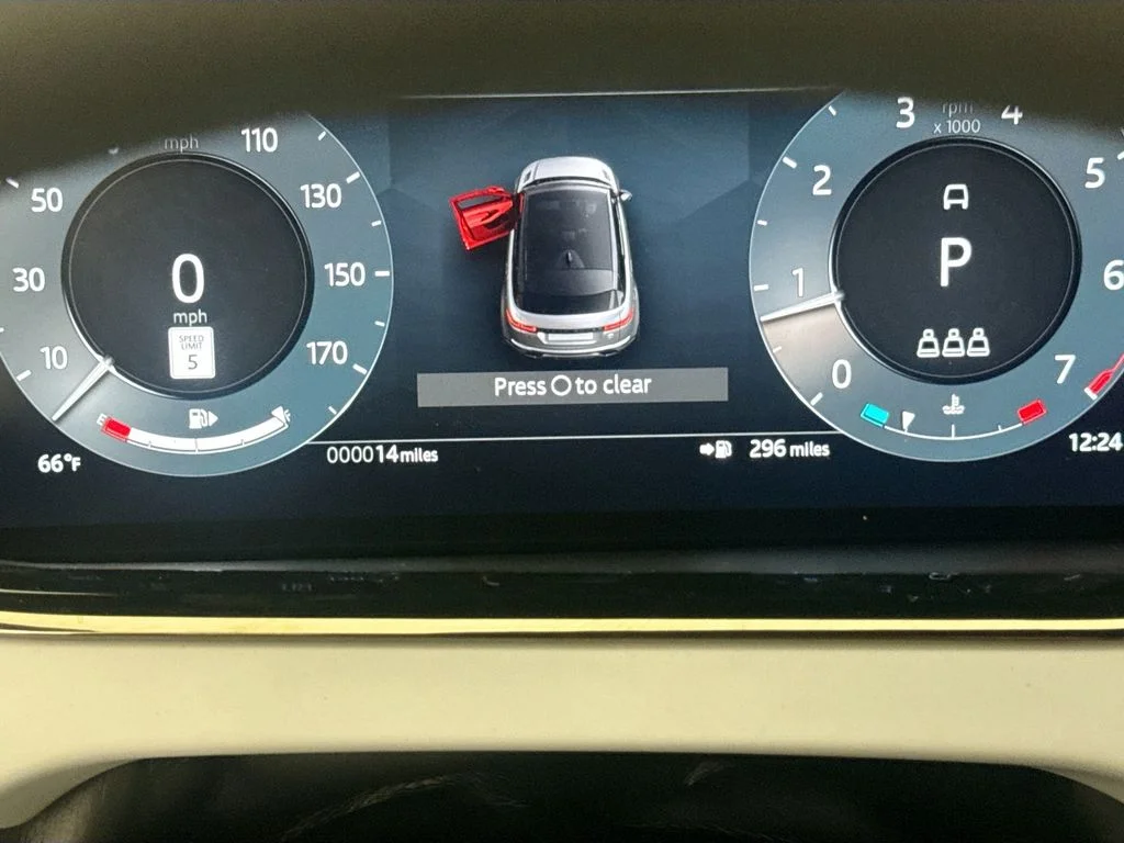 New 2026 Fuji White Land Rover Core S image 12