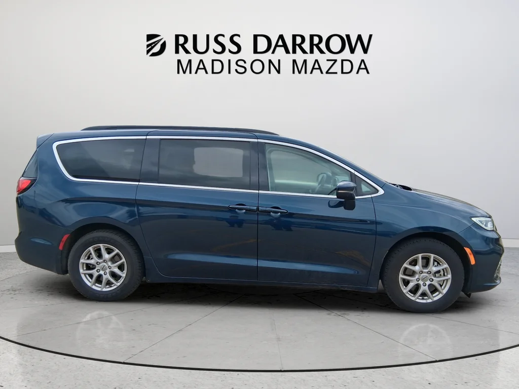 Used 2022 Blue Chrysler Touring L image 6