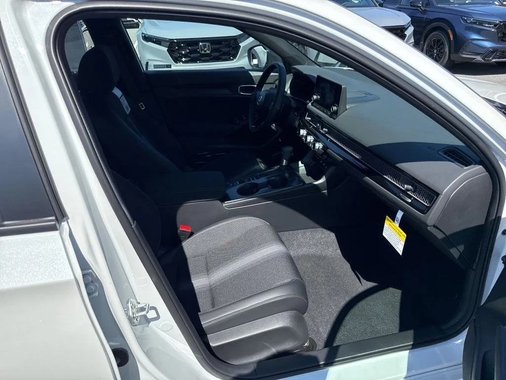 2026 Honda Civic Hatchback Sport - Photo 12