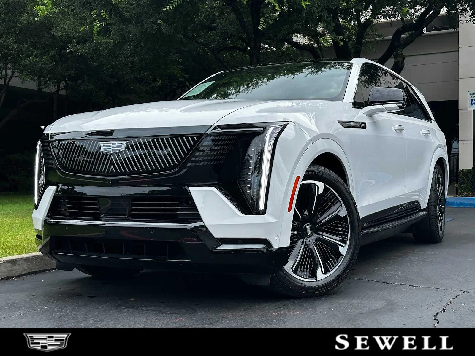 2025 Cadillac Escalade IQ Sport 2 AWD's photo