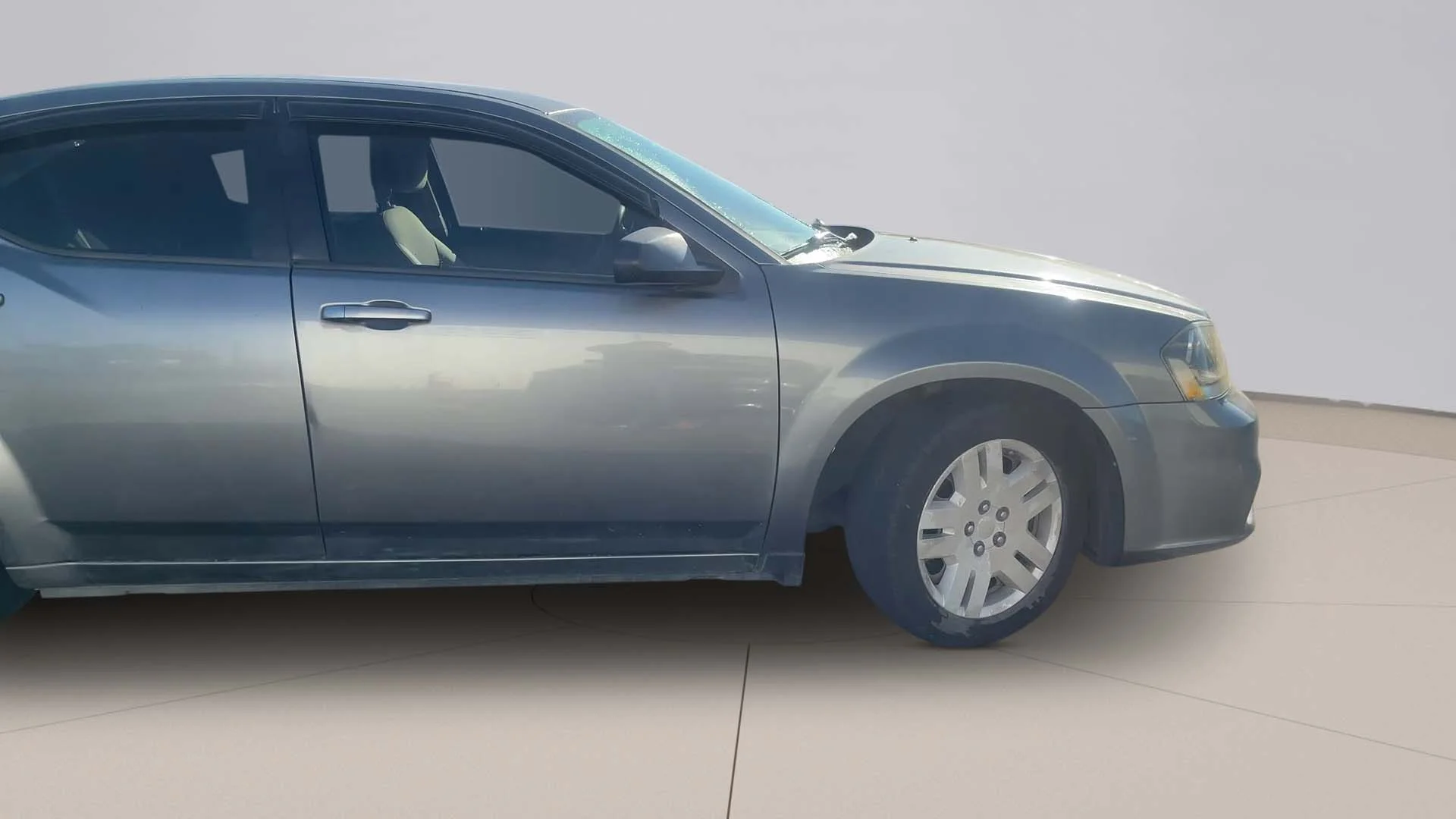 Used 2013 Grey Dodge SE image 10