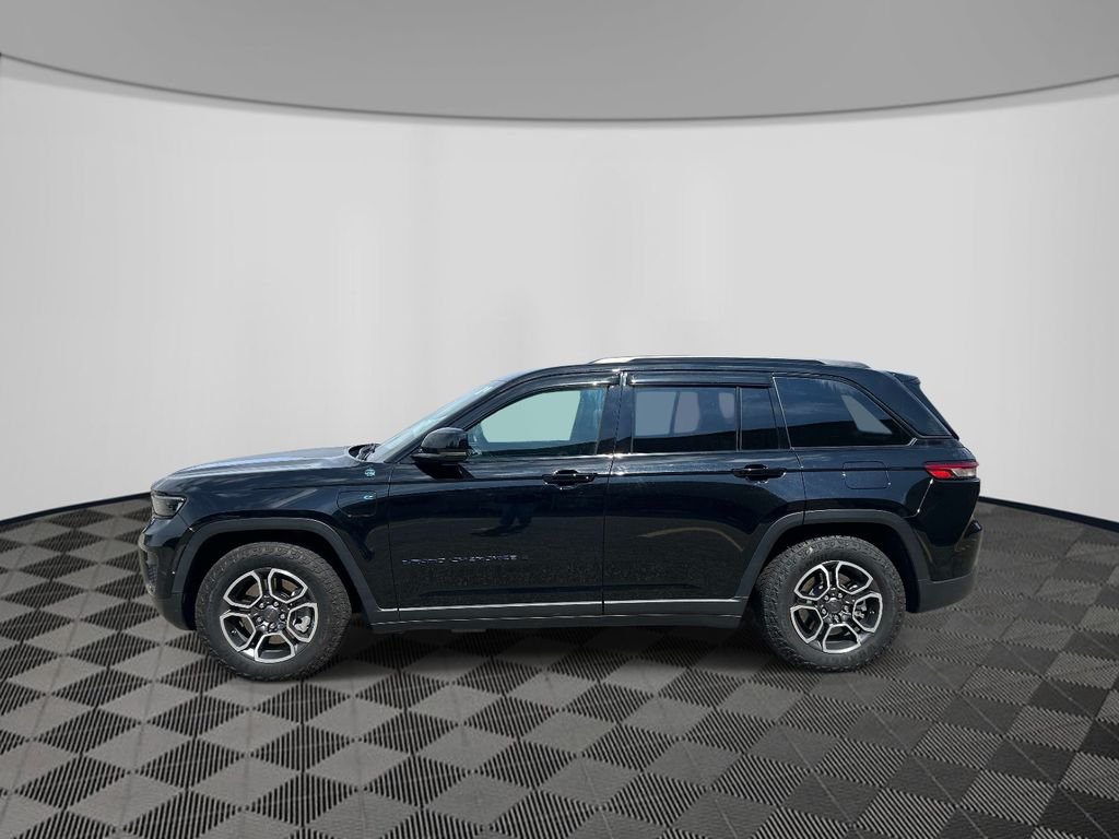 Used 2022 Black Jeep Trailhawk 4xe image 2