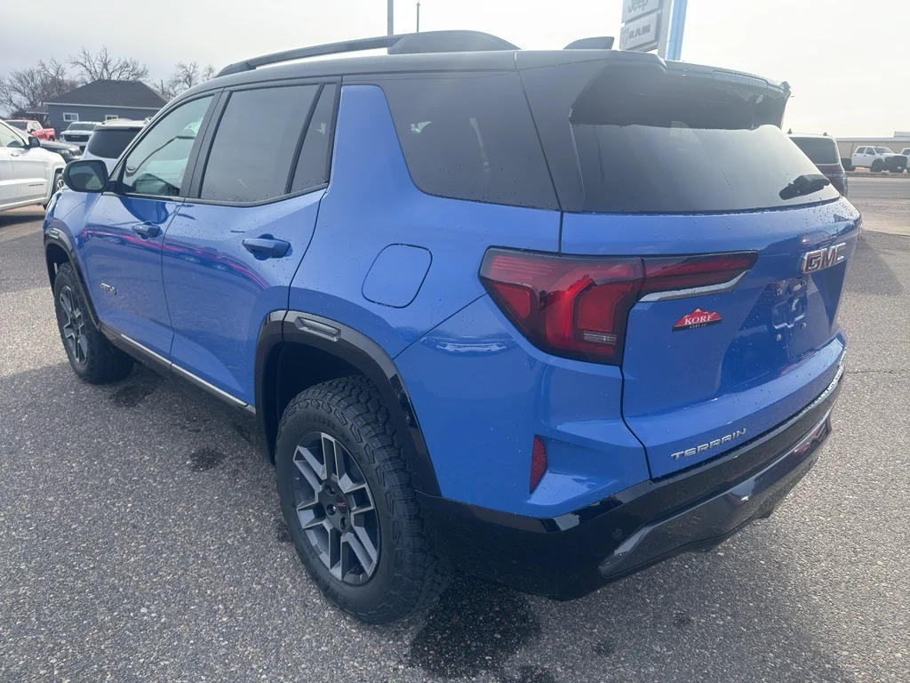 New 2026 Rapids Metallic GMC AT4 image 8