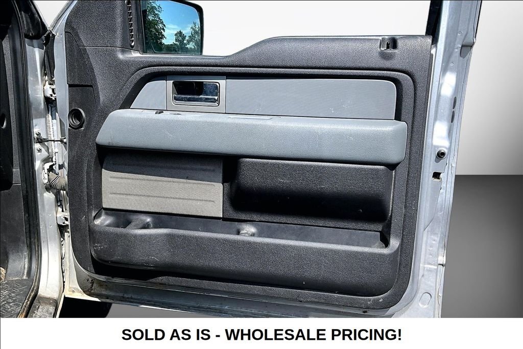Used 2011 Silver Ford XL image 26