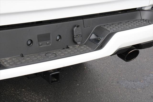 New 2026 Bright White Clear-Coat Exterior Paint RAM LARAMIE image 34