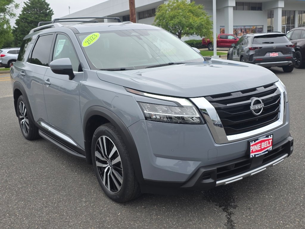 Used 2023 Boulder Gray Pearl Nissan Platinum image 9