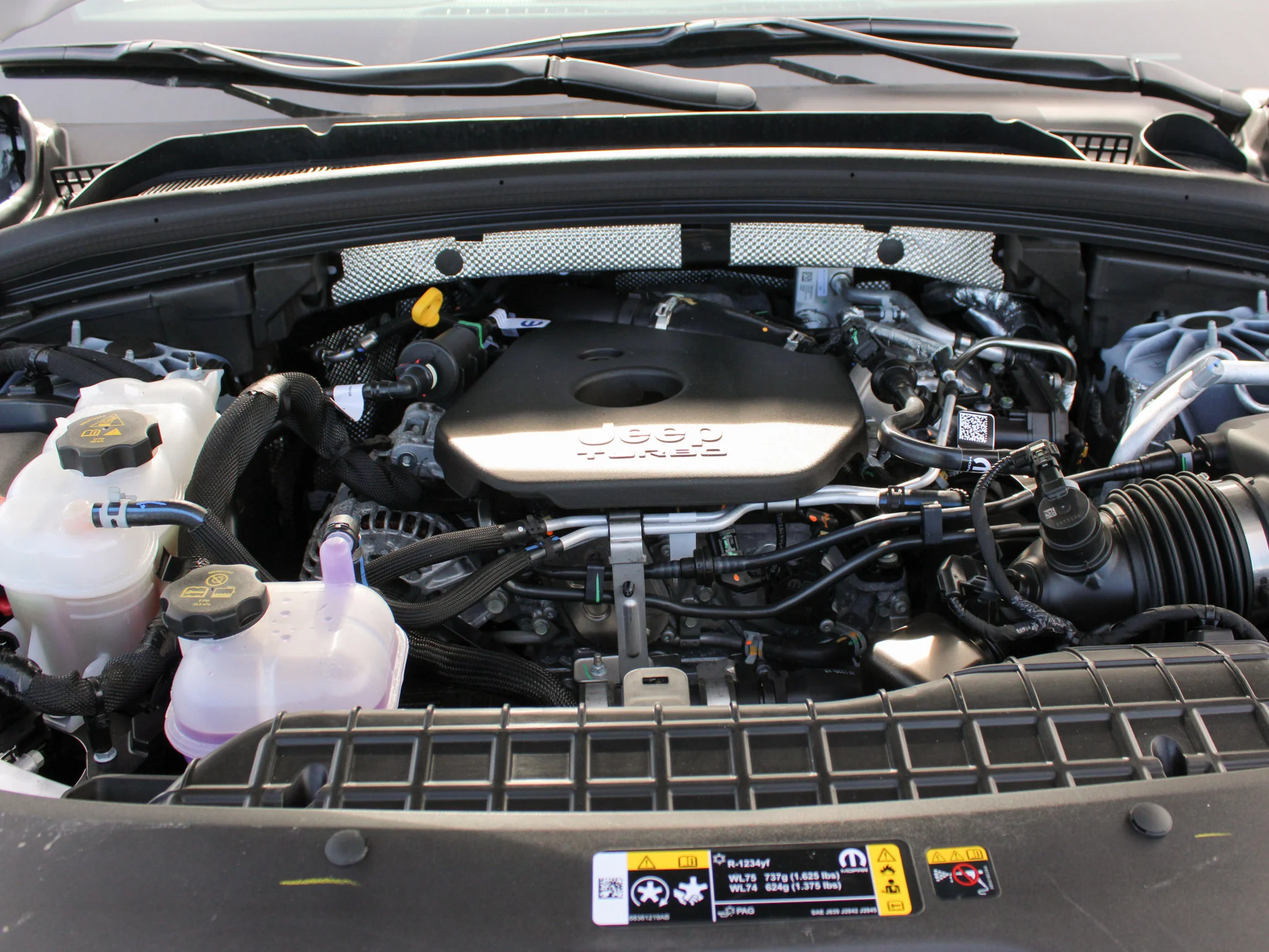 New 2026 White Jeep Altitude* 4x4, 2.0L Turbo image 8
