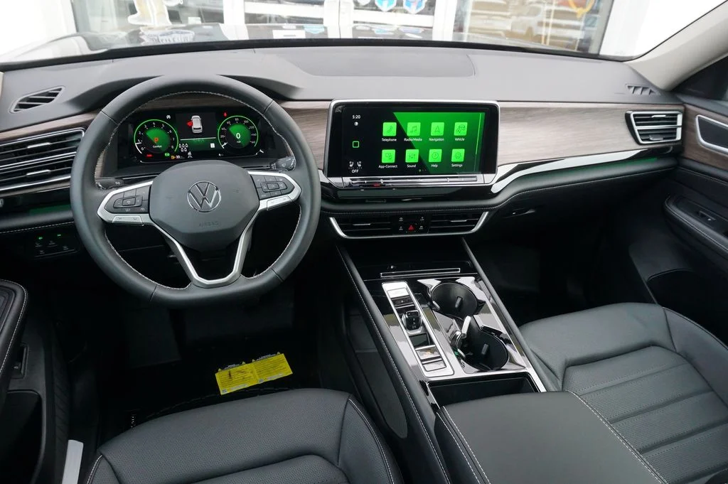 New 2026 Black Volkswagen 2.0T SEL image 14