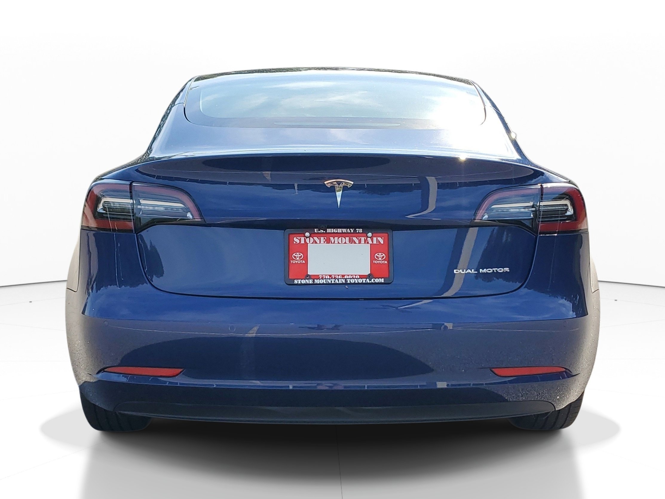 Used 2022  Tesla Long Range image 3