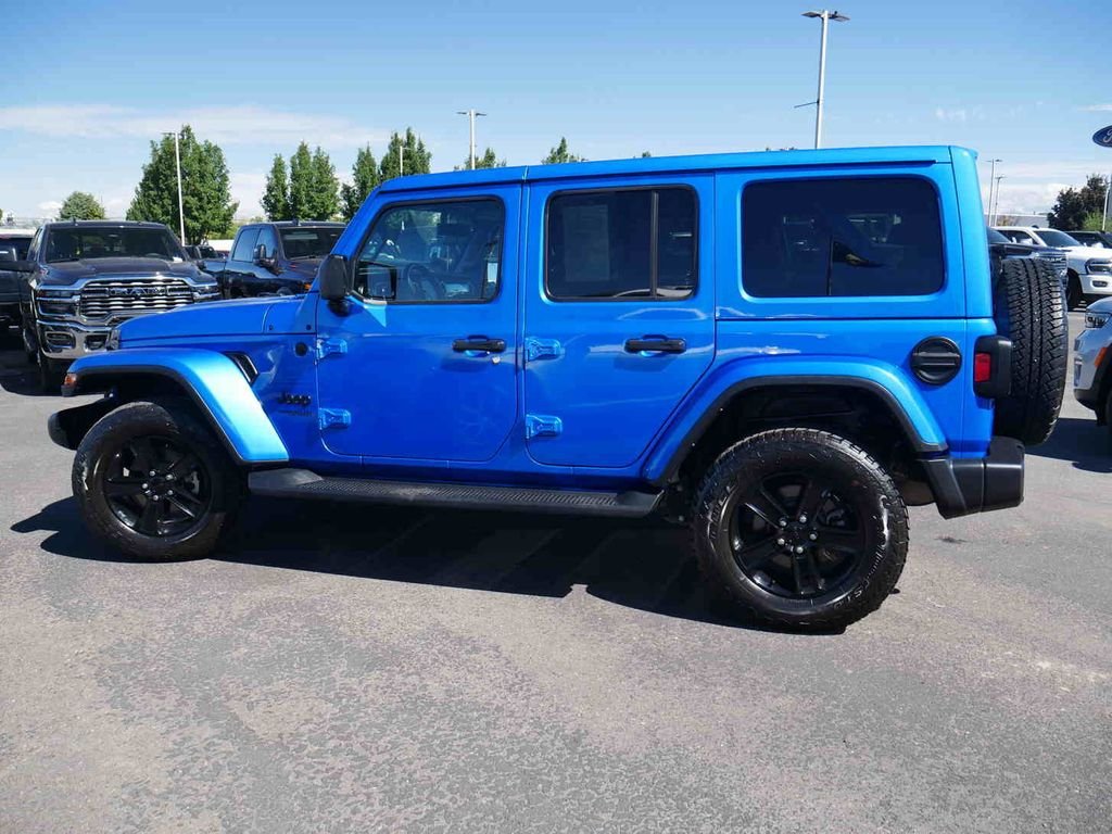 Used 2022 Blue Jeep Unlimited Sahara Altitude image 22