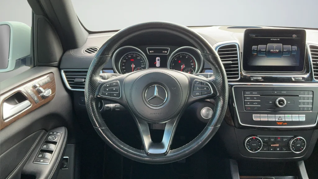 Used 2017  Mercedes-Benz GLS 450 image 9