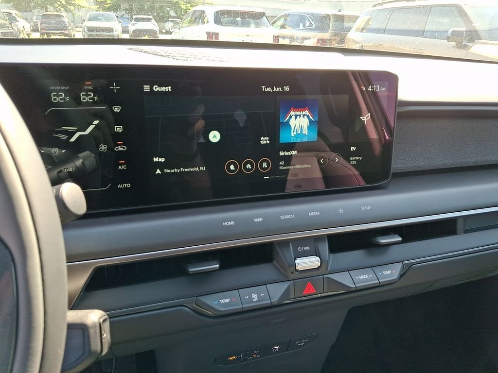 New 2026 Glacial White Pearl Kia Wind AWD image 8