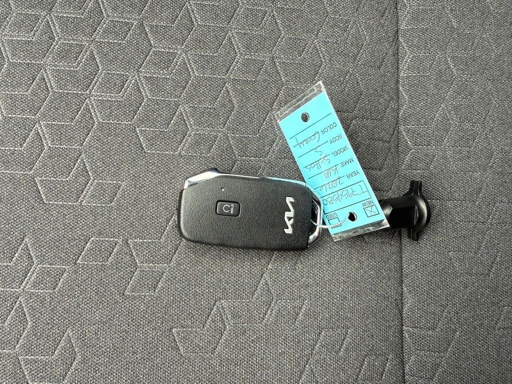 New 2026 Gravity Gray Kia S image 31