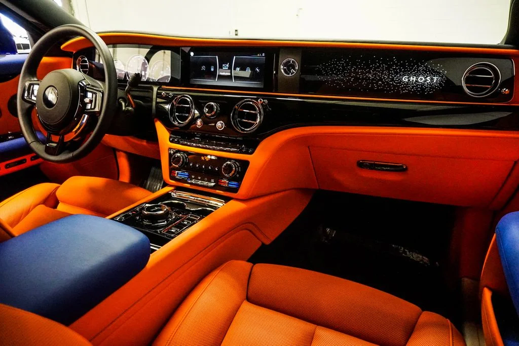 Used 2024 Blue Rolls-Royce Base image 16