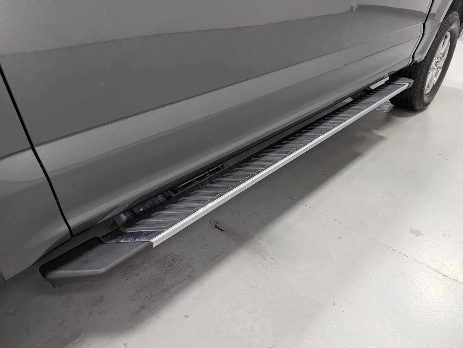Used 2019 Magnetic Ford XLT image 13