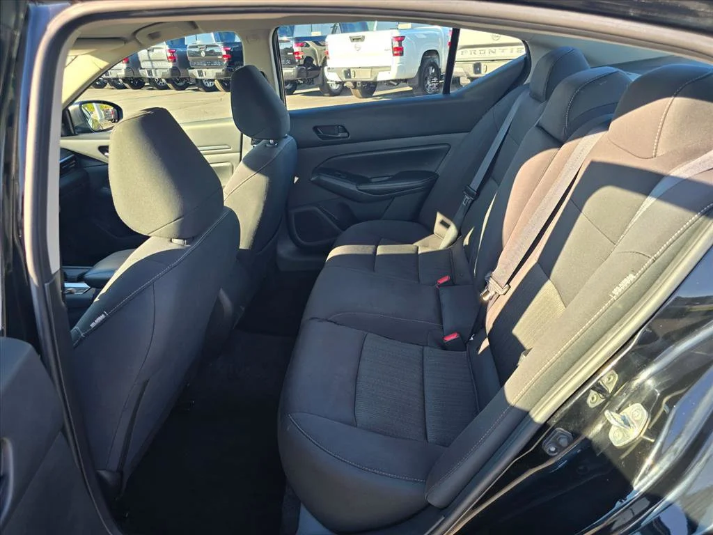 Used 2025 Black Nissan 2.5 SV image 10