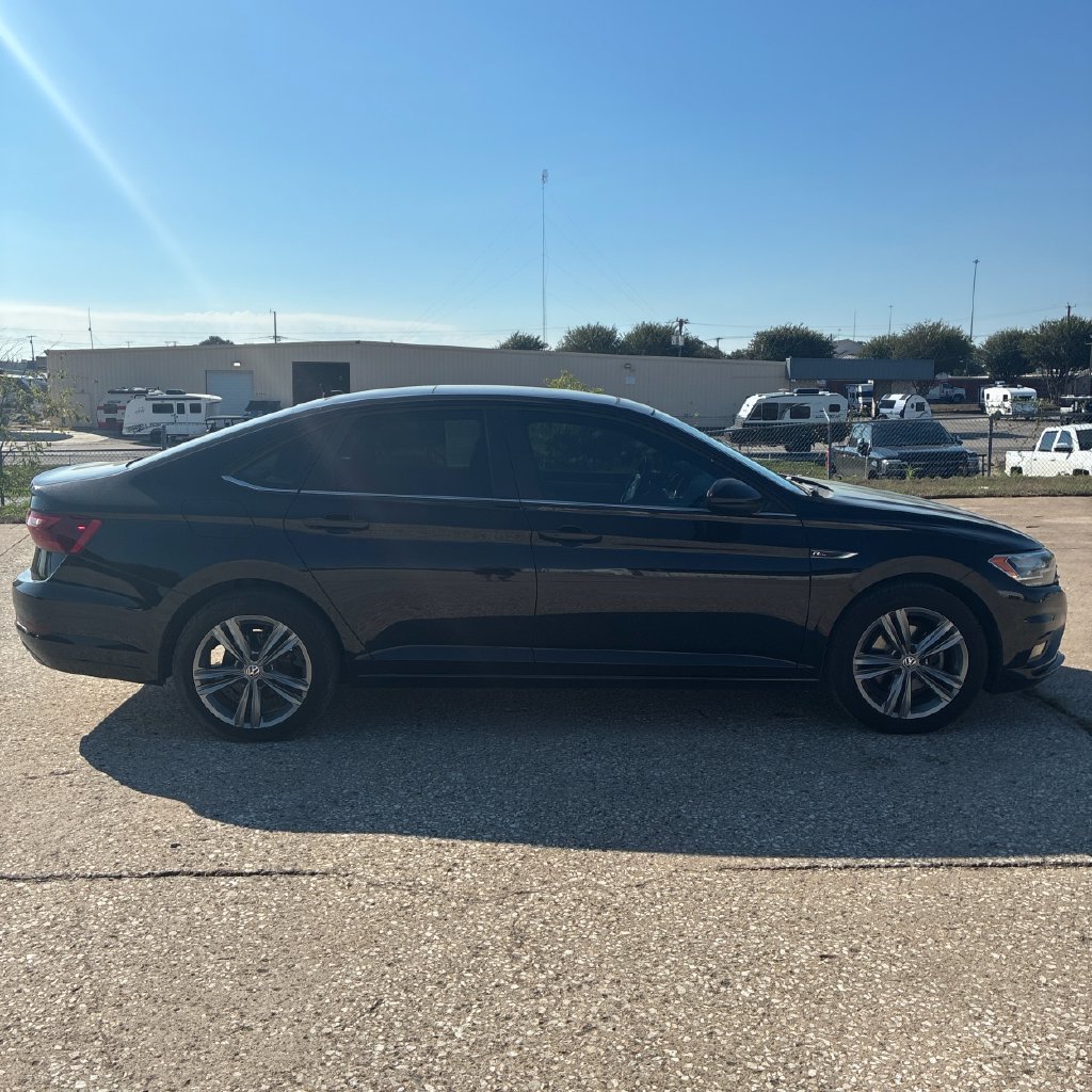 Used 2020 Deep Black Pearl Metallic Volkswagen R-Line image 4