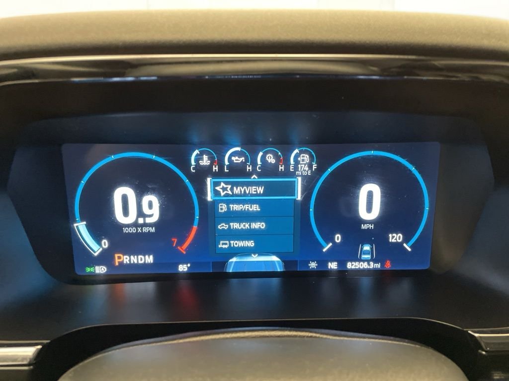 Used 2022 White Ford Lariat image 13