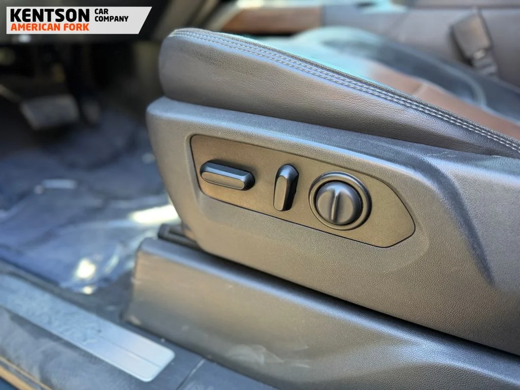 Used 2020 Gray Chevrolet High Country image 29
