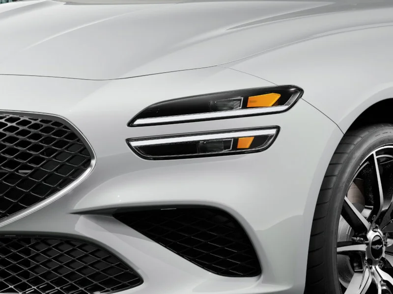 2025 GENESIS G70 Standard - Photo 9