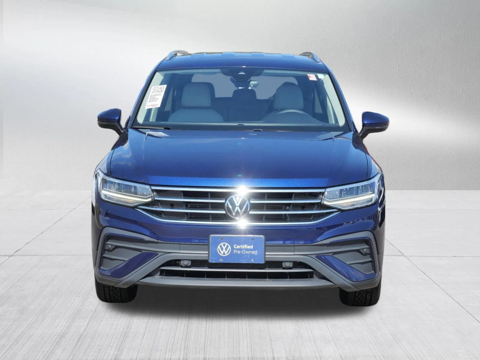 Certified 2024 Volkswagen Tiguan SE with VIN 3VV2B7AX4RM050578 for sale in Burnsville, Minnesota
