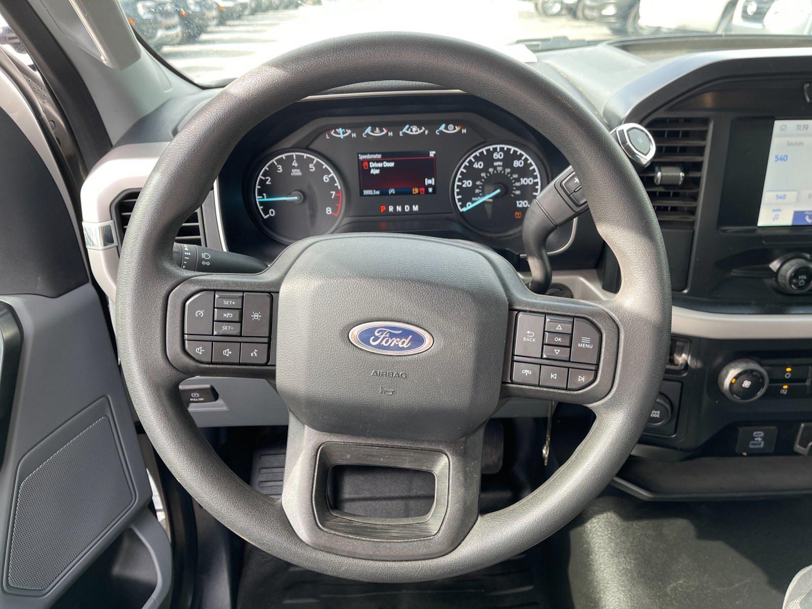 Used 2023 White Ford XL image 21
