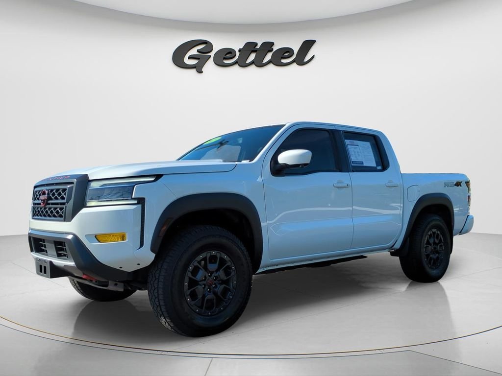 2023 Nissan Frontier PRO-4X Crew Cab 4X4's photo