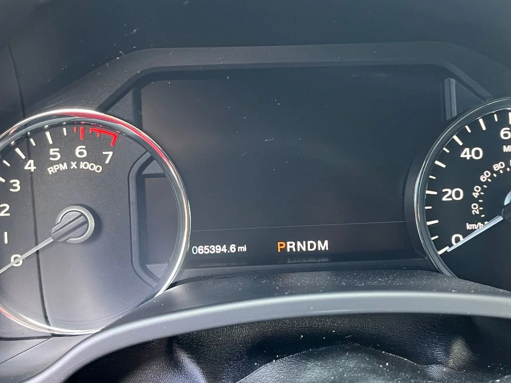 Used 2018 Silver Ford Lariat image 3