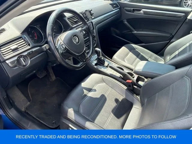 Used 2017 Blue Volkswagen 1.8T SE image 3
