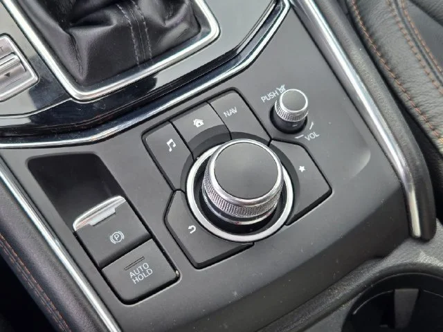 Used 2020 White Mazda Grand Touring image 28