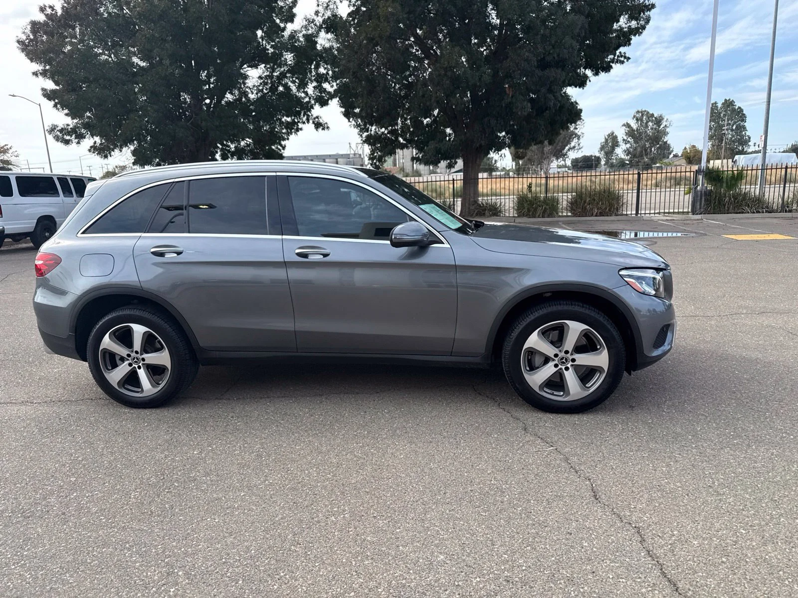 Used 2019 Gray Mercedes-Benz GLC 300 image 2