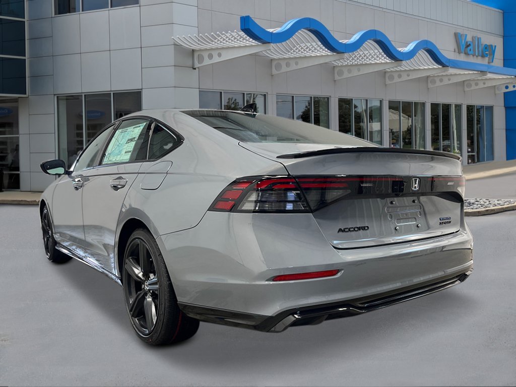 New 2026 Urban Gray Pearl Honda Sport-L image 3