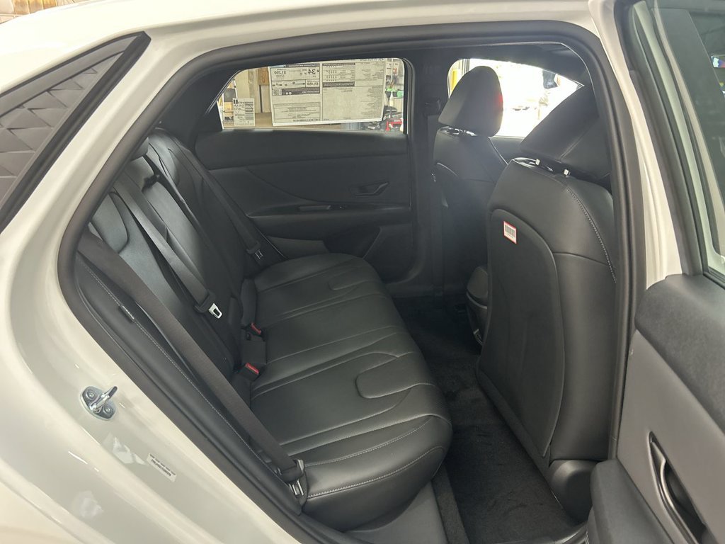 Used 2026 White Hyundai SEL Sport image 16