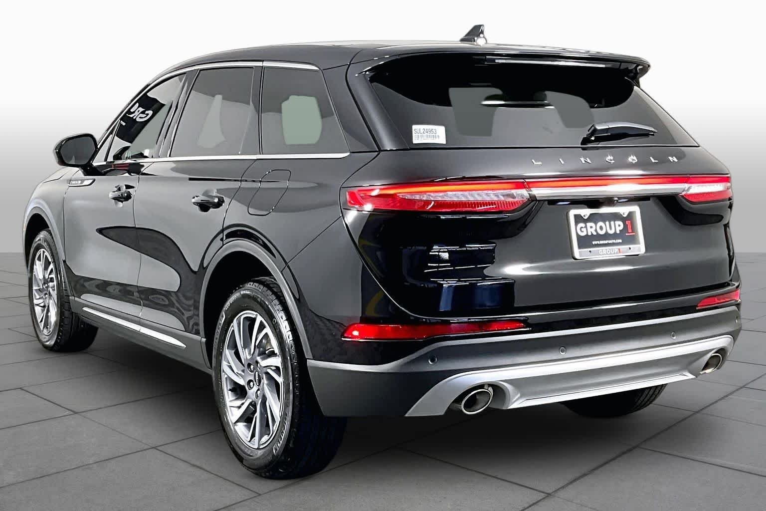 2025 Lincoln Corsair Premiere - Photo 11
