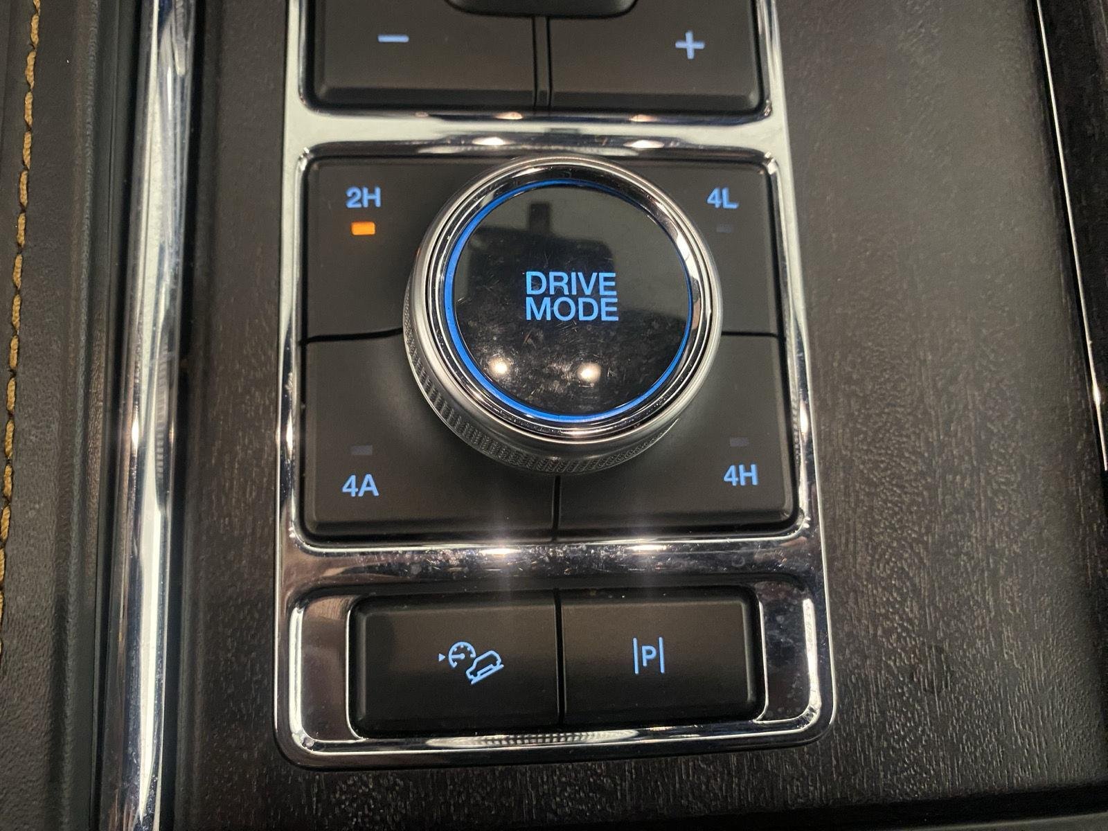 Used 2022 Agate Black Ford Platinum image 16