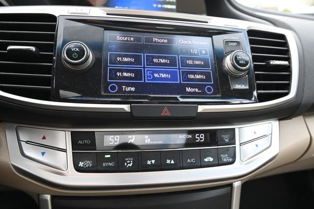 Used 2014  Honda EX-L image 13
