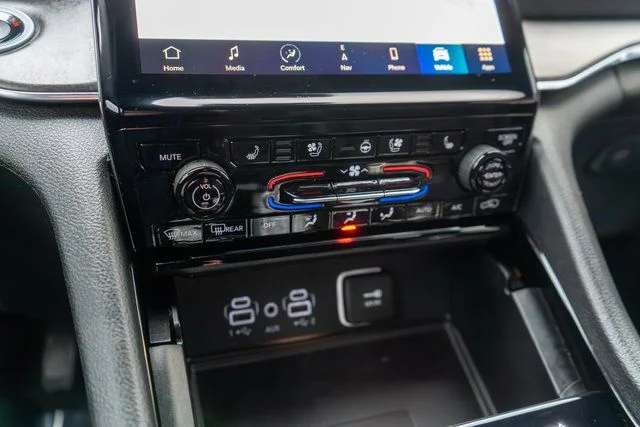 Used 2024 Black Jeep Overland image 32