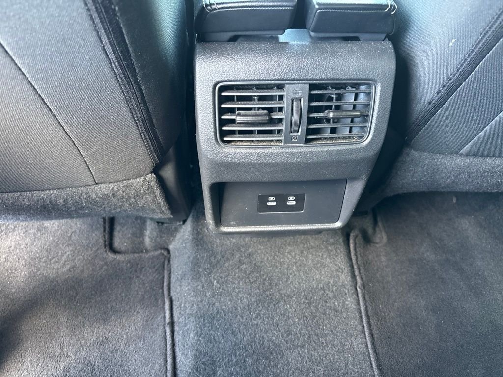Certified Used 2025 Beige/tan Nissan SV image 21