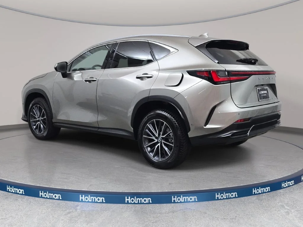 Used 2024 ATOMIC SILVER Lexus 350h Luxury image 8