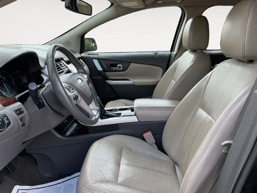 Used 2014 Black Ford Limited image 11
