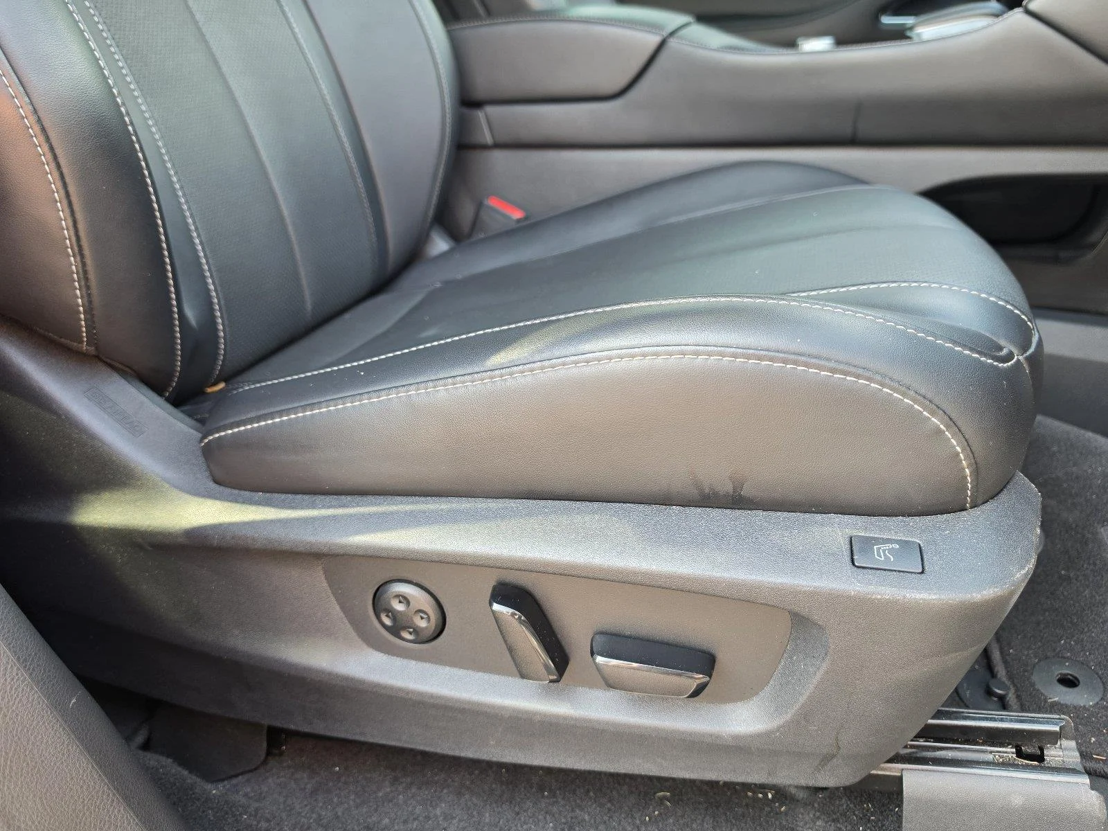 Used 2023 Graphite Shadow INFINITI SENSORY image 29