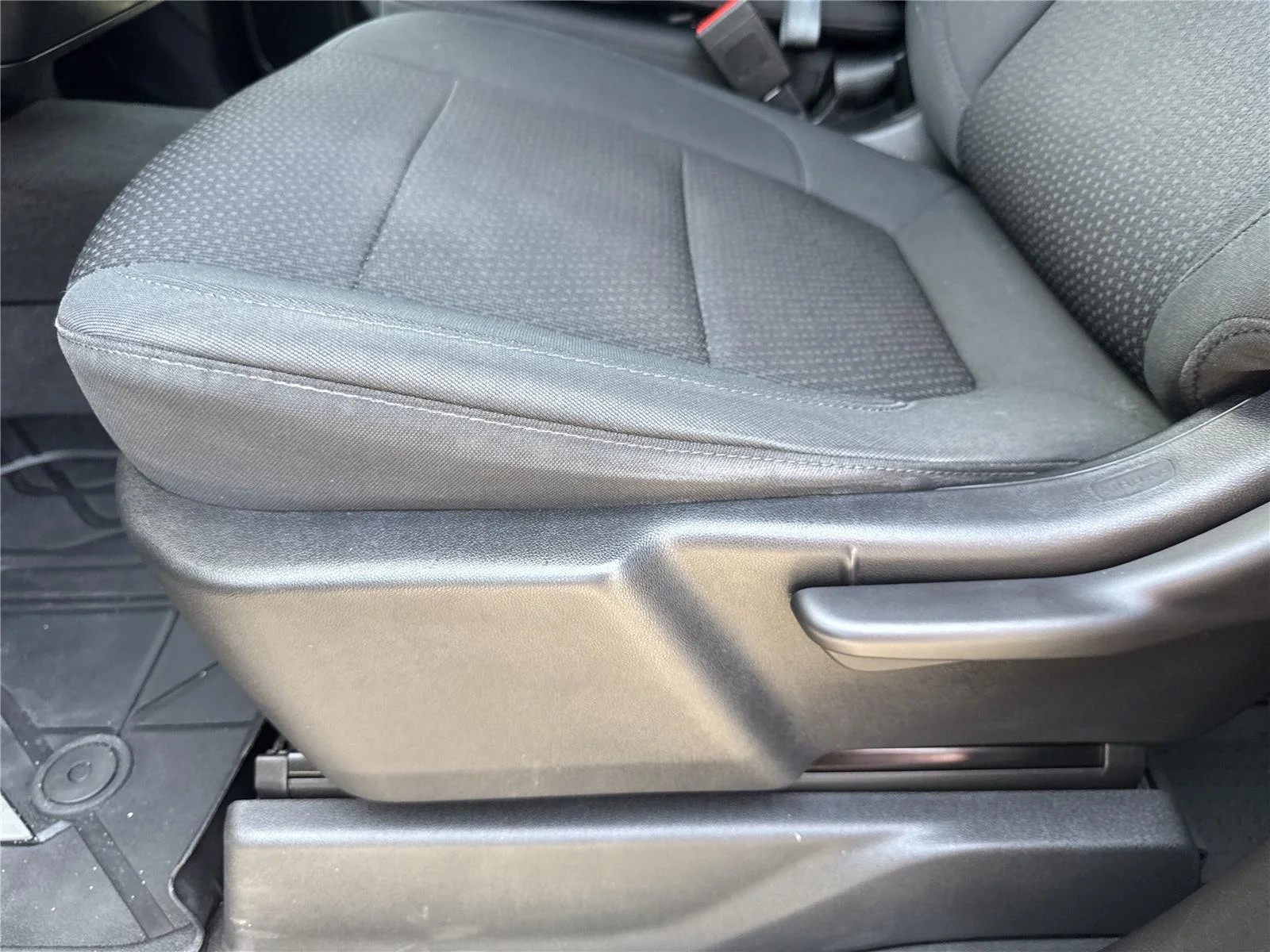 Used 2021 NORTHSKY BLUE METALLIC Chevrolet Custom image 13
