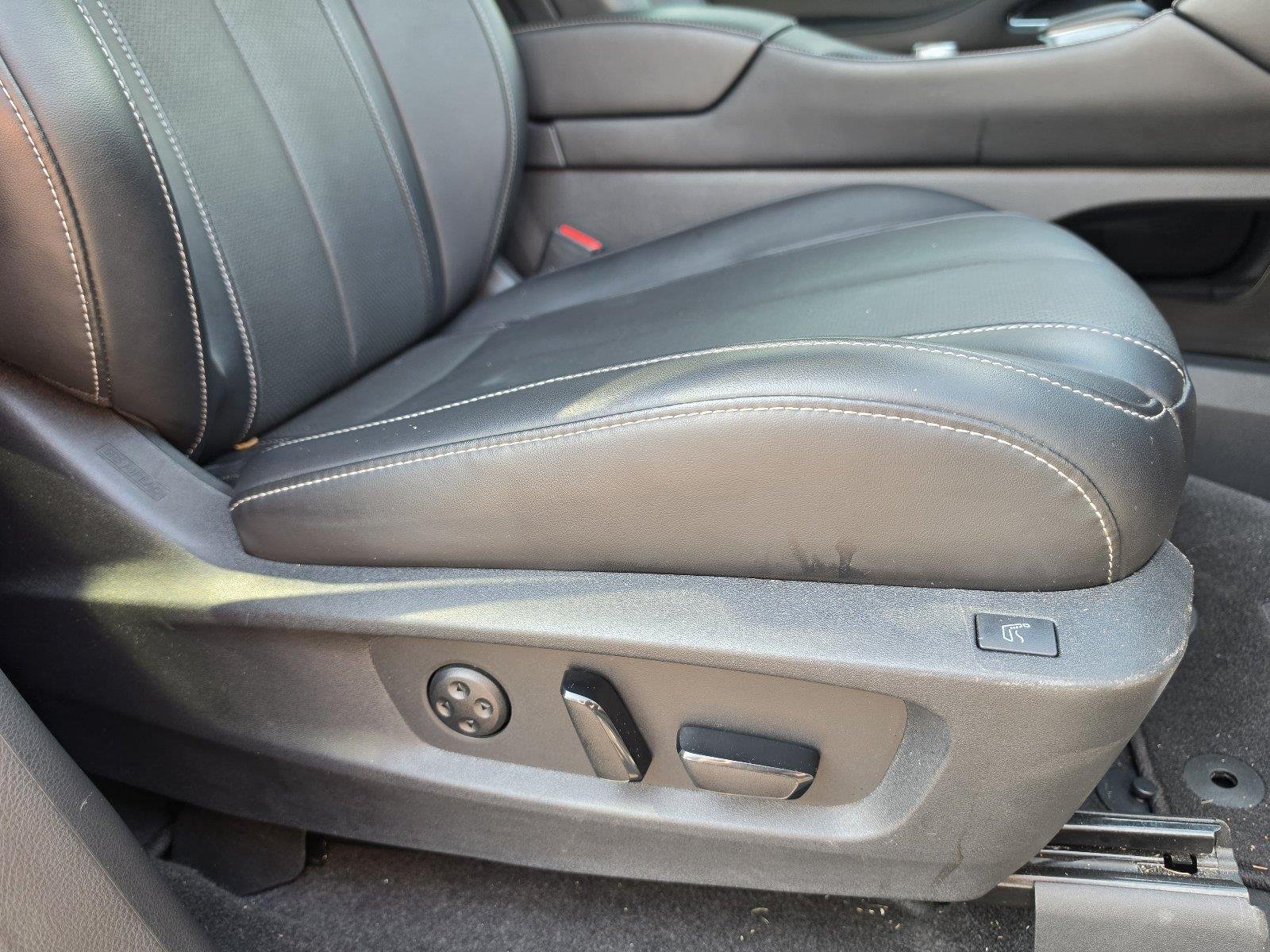 Used 2023 Graphite Shadow INFINITI SENSORY image 29