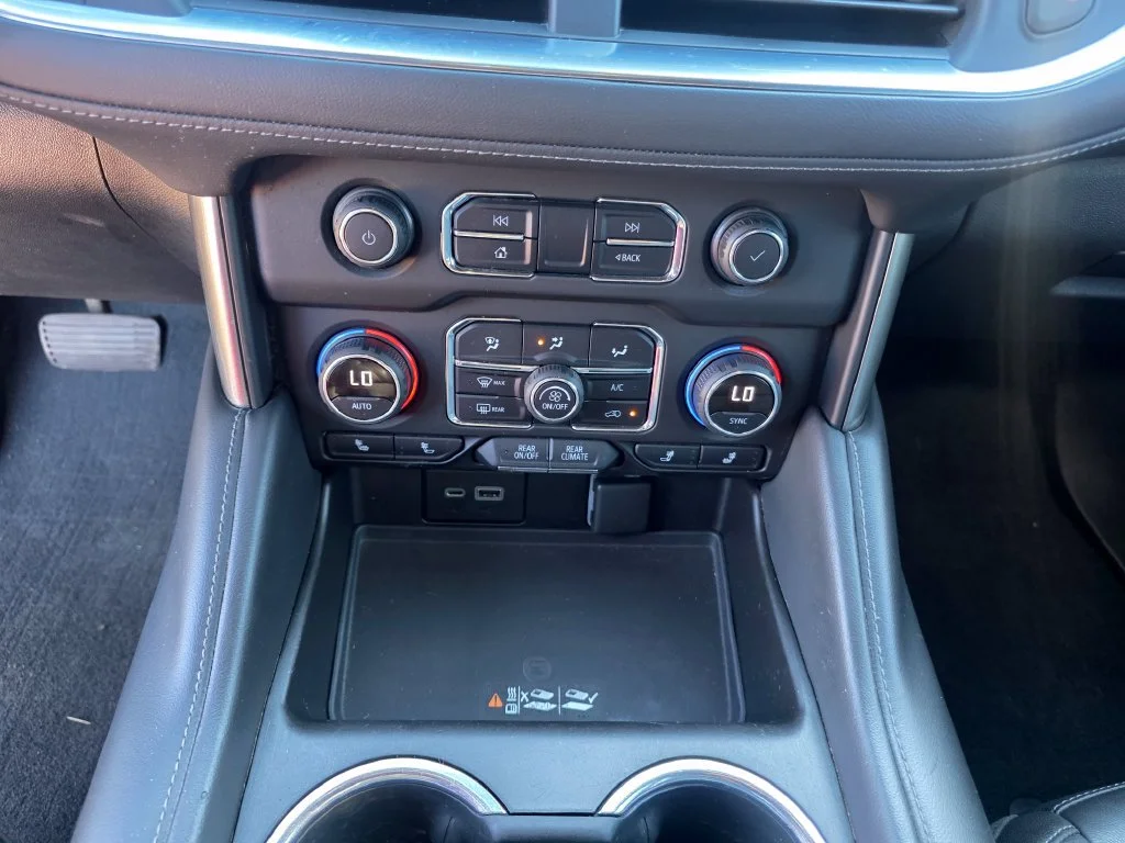 Used 2021 SATIN STEEL METALLIC Chevrolet LT image 18