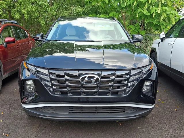 Used 2024 Black Hyundai SEL image 2