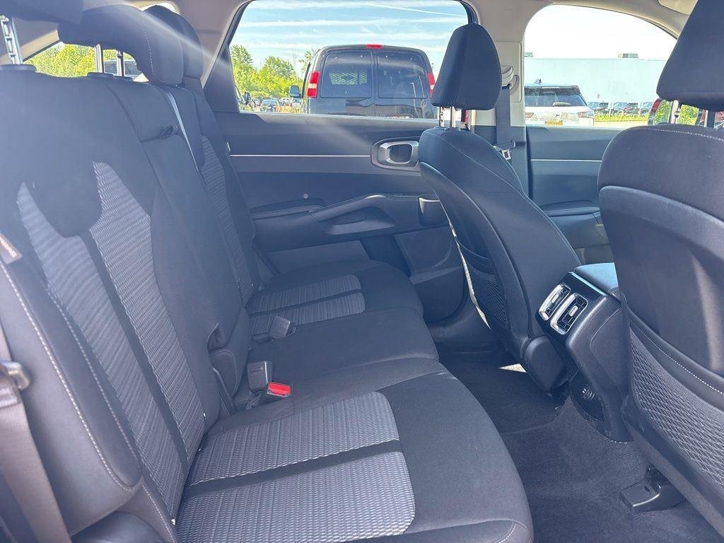 Used 2025 Red Kia LX image 37