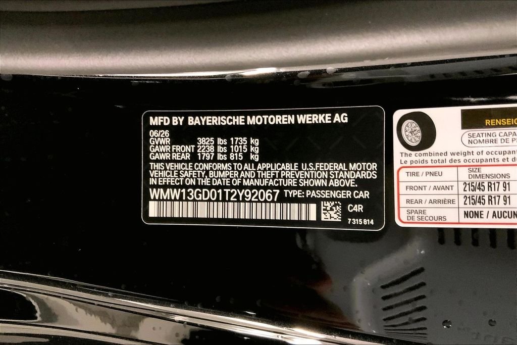 New 2026 Midnight Black II Metallic MINI Signature Plus image 10